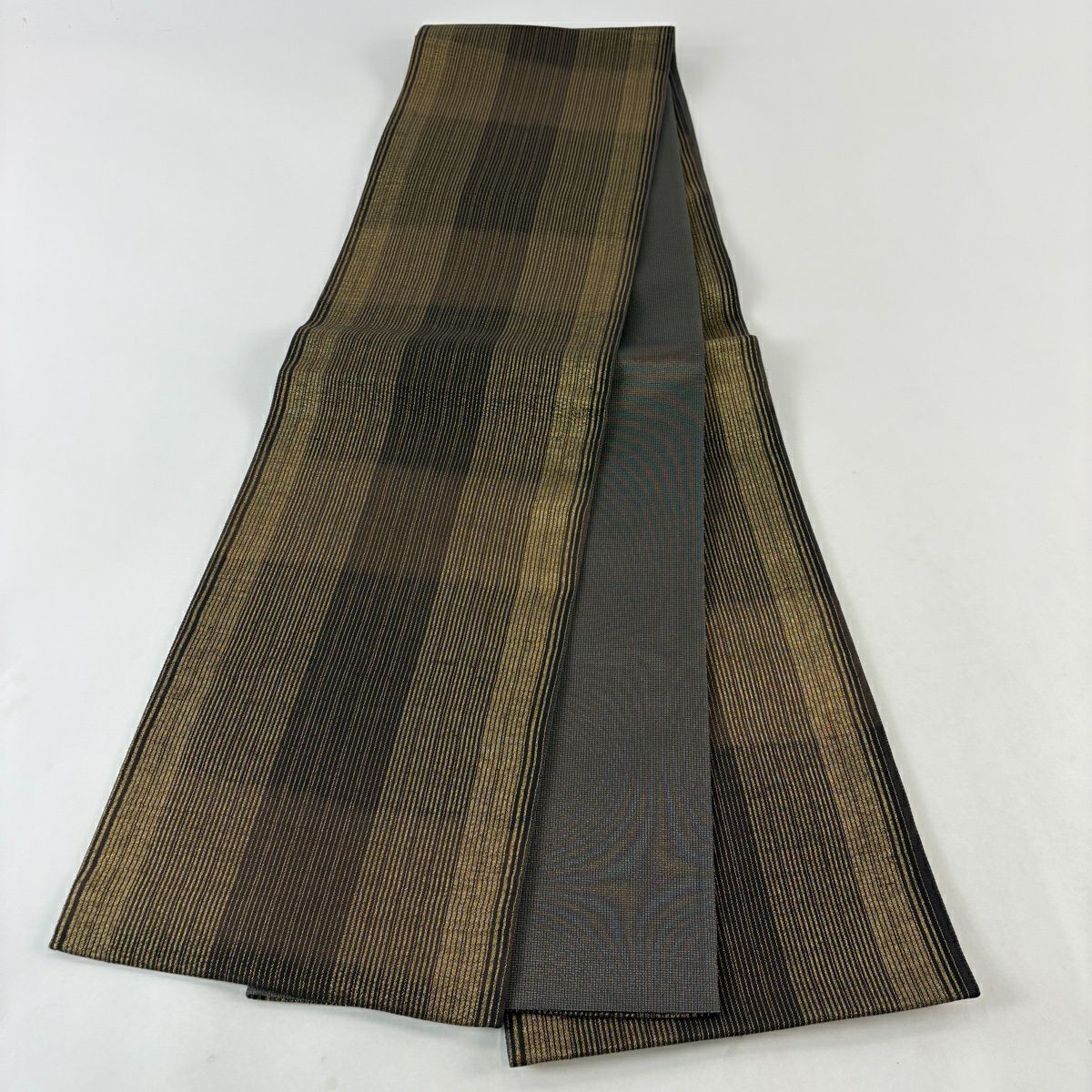 【美品】 袋帶 秀品級 縞 金糸 墨 全通 純蠶絲