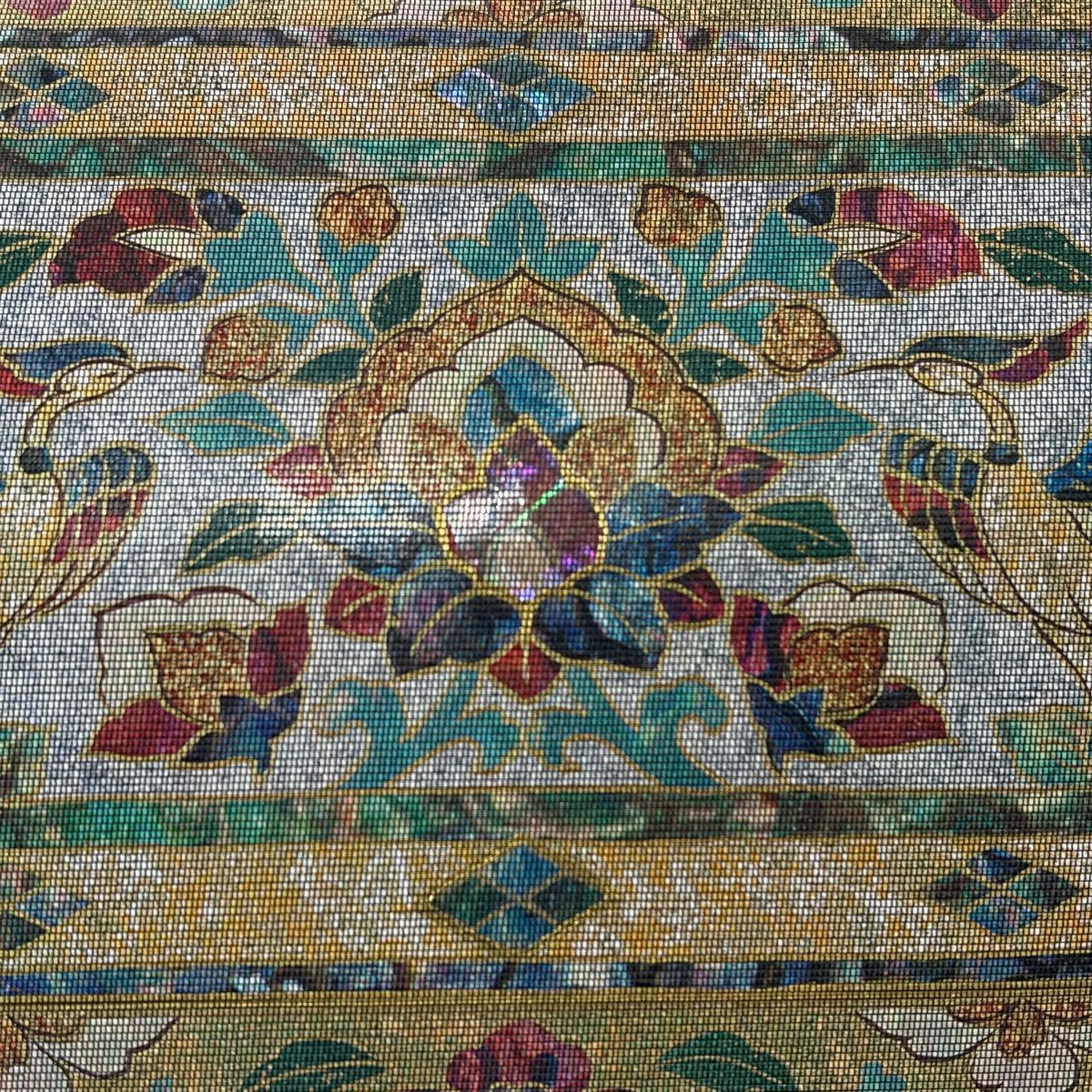 【美品】 袋帶 秀品級 草花紋 向鳥 螺鈿金金箔 金色 大鼓圖案 純蠶絲
