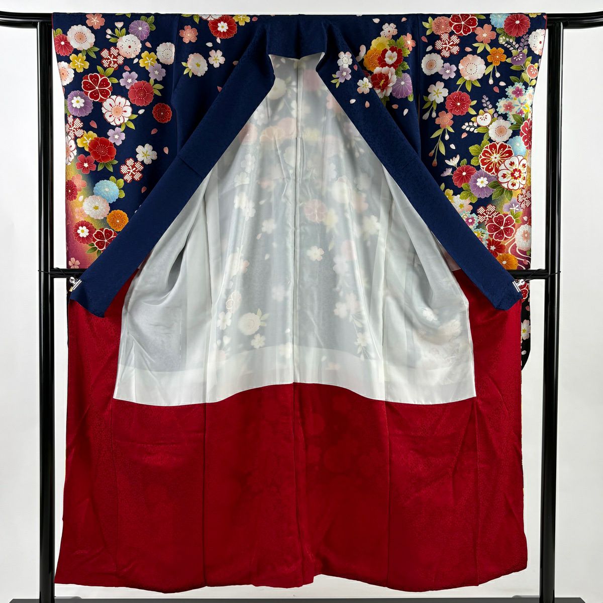 【美品】振袖禮服 身長152.5cm 袖長63cm S 雙層 手鞠 草花紋 金糸 刺繡 深藍 純蠶絲 秀品級