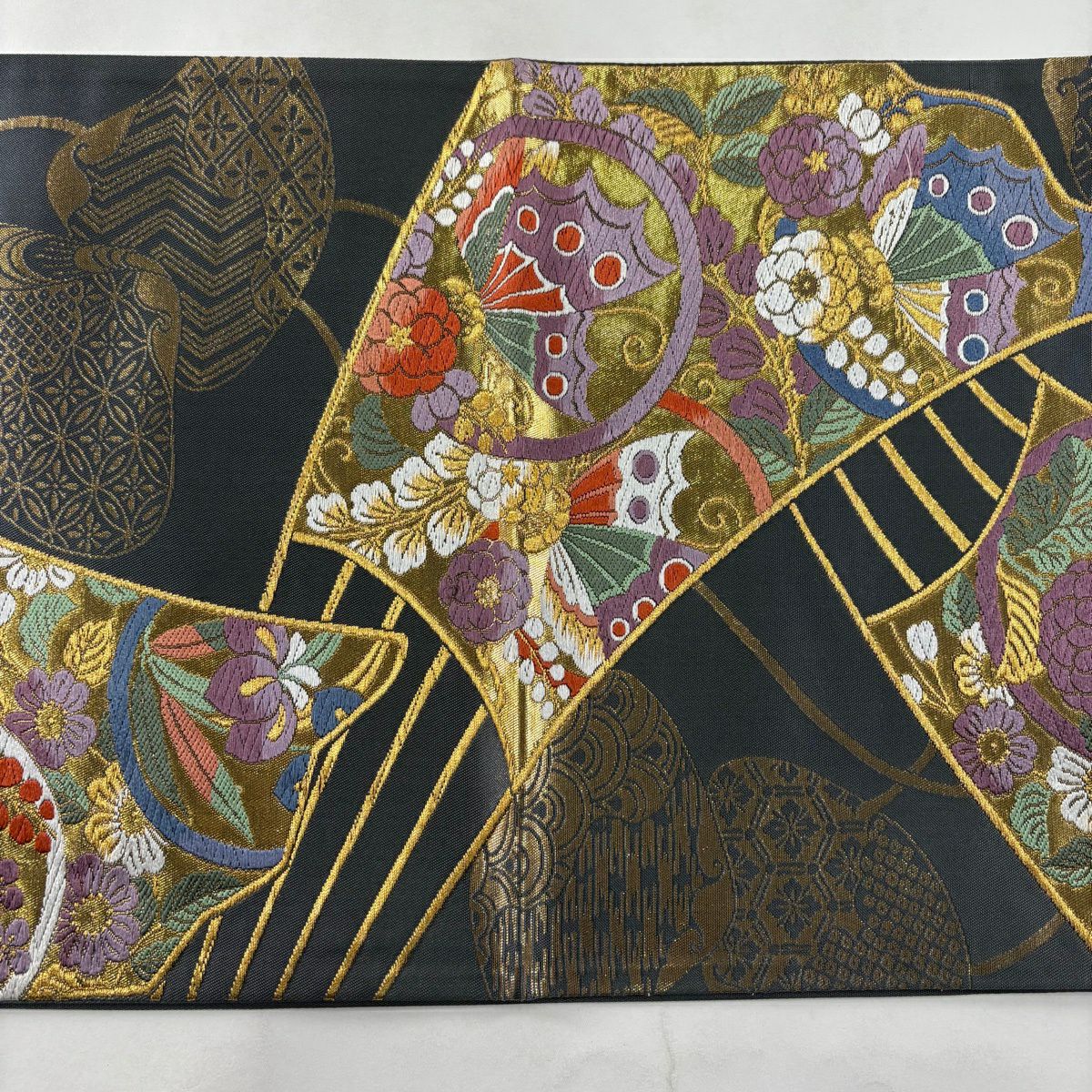 【美品】 袋帶 秀品級 桃山錦 扇子 貝合 金絲 唐織 灰色 六通 純蠶絲
