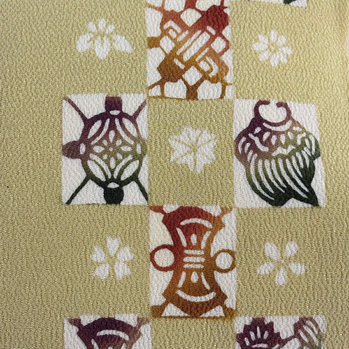 【美品】名古屋帶 秀品級 寶盡くし 市松樹 からし色 純蠶絲