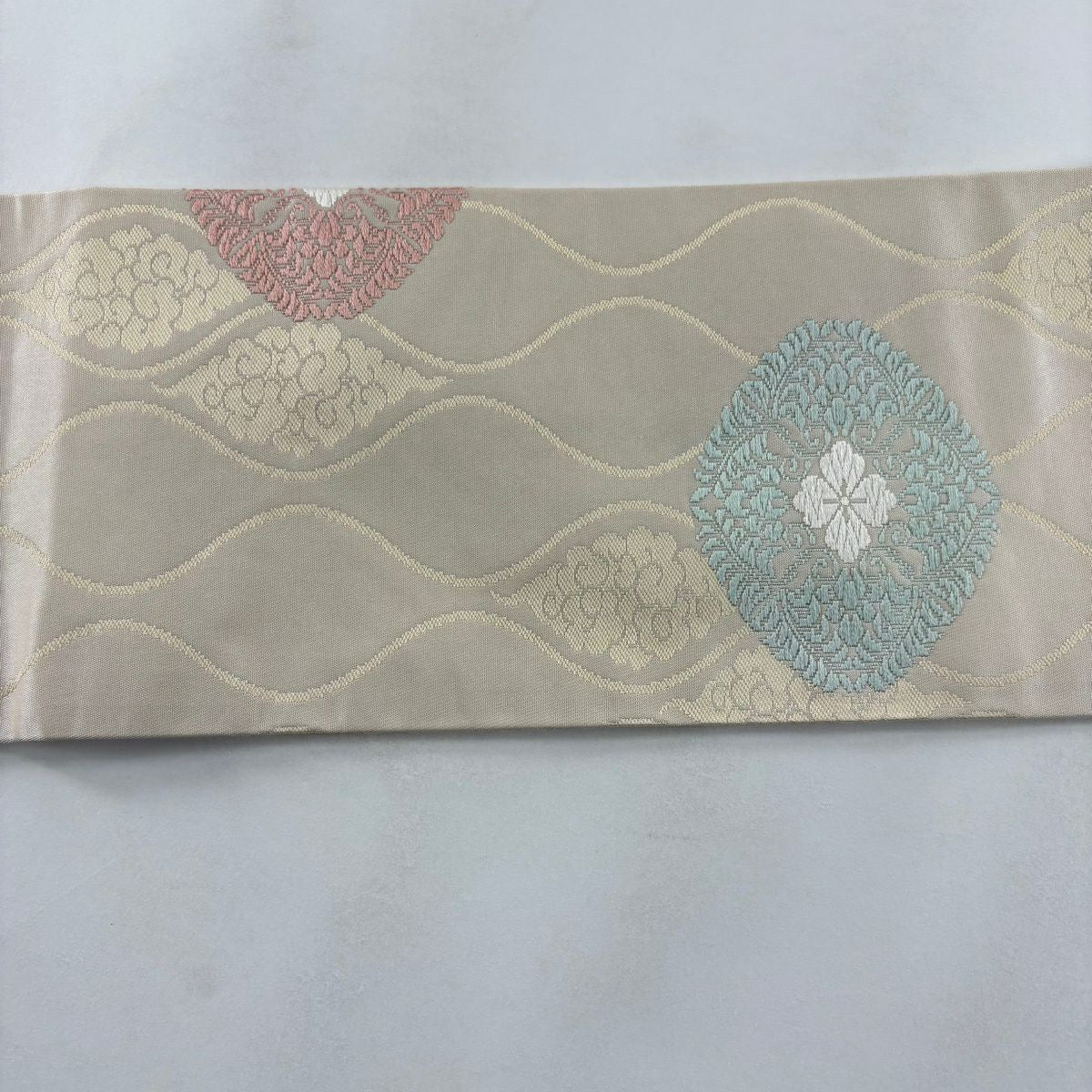 名古屋帶 秀品級 華紋 立涌 刺繡 米色 純蠶絲