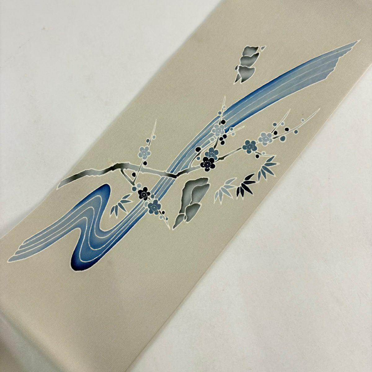【美品】名古屋帶 秀品級 能 流水 灰色 純蠶絲