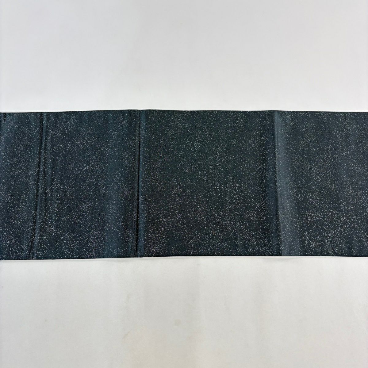 【美品】 袋帶 名品級 草花紋紋 銀線 深綠 お太鼓圖案 純蠶絲