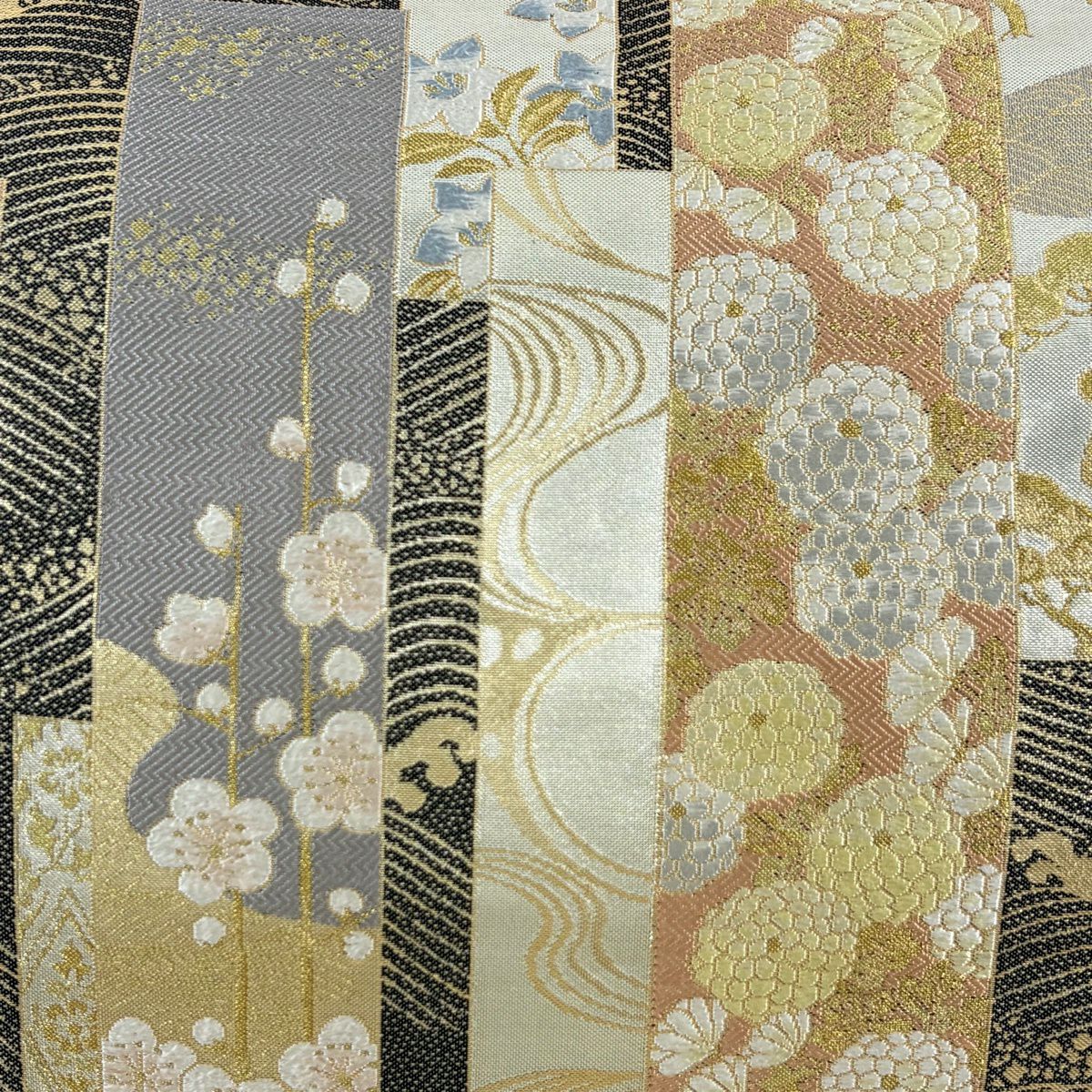【美品】 袋帶 名品級 短冊 松樹梅花 金金箔 墨 六通 純蠶絲