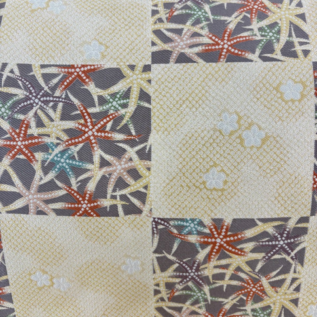 【美品】 袋帶 名品級 紹巴紅型 市松樹 梅花 米色 六通 純蠶絲