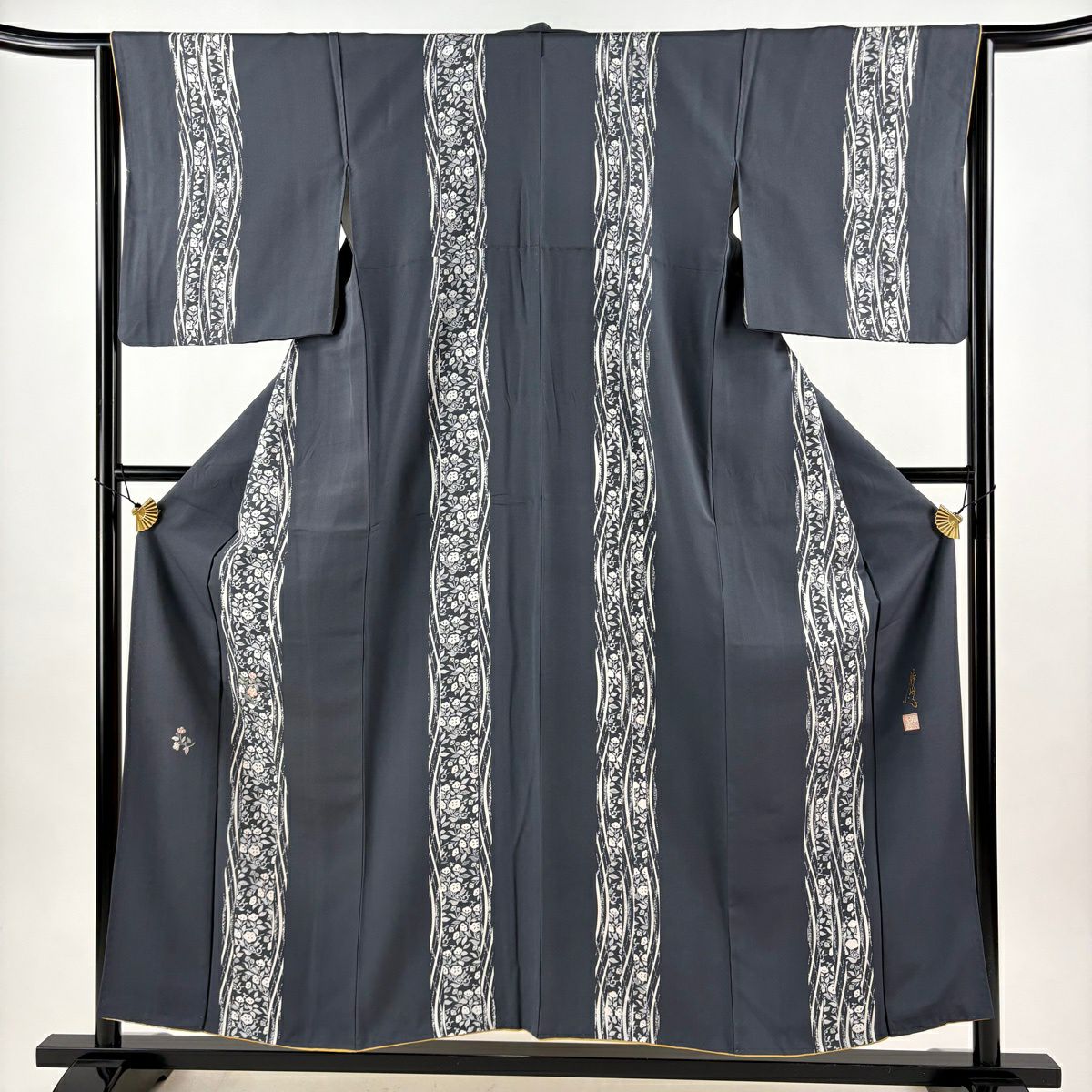 付下 身長156cm 袖長65cm M 雙層 落款 花唐草紋 よろけ縞 刺繡 銀線 灰 純蠶絲 秀品級