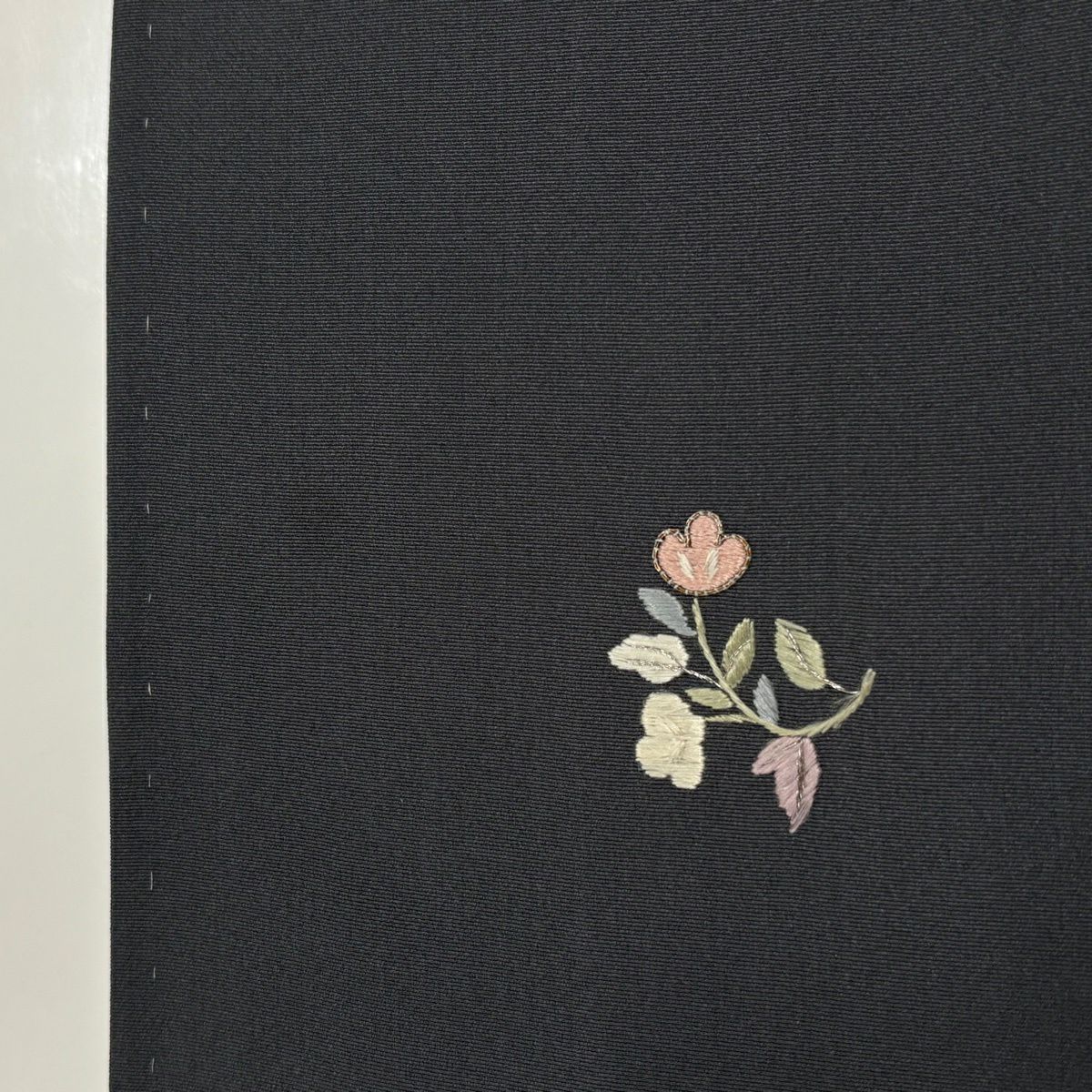 付下 身長156cm 袖長65cm M 雙層 落款 花唐草紋 よろけ縞 刺繡 銀線 灰 純蠶絲 秀品級