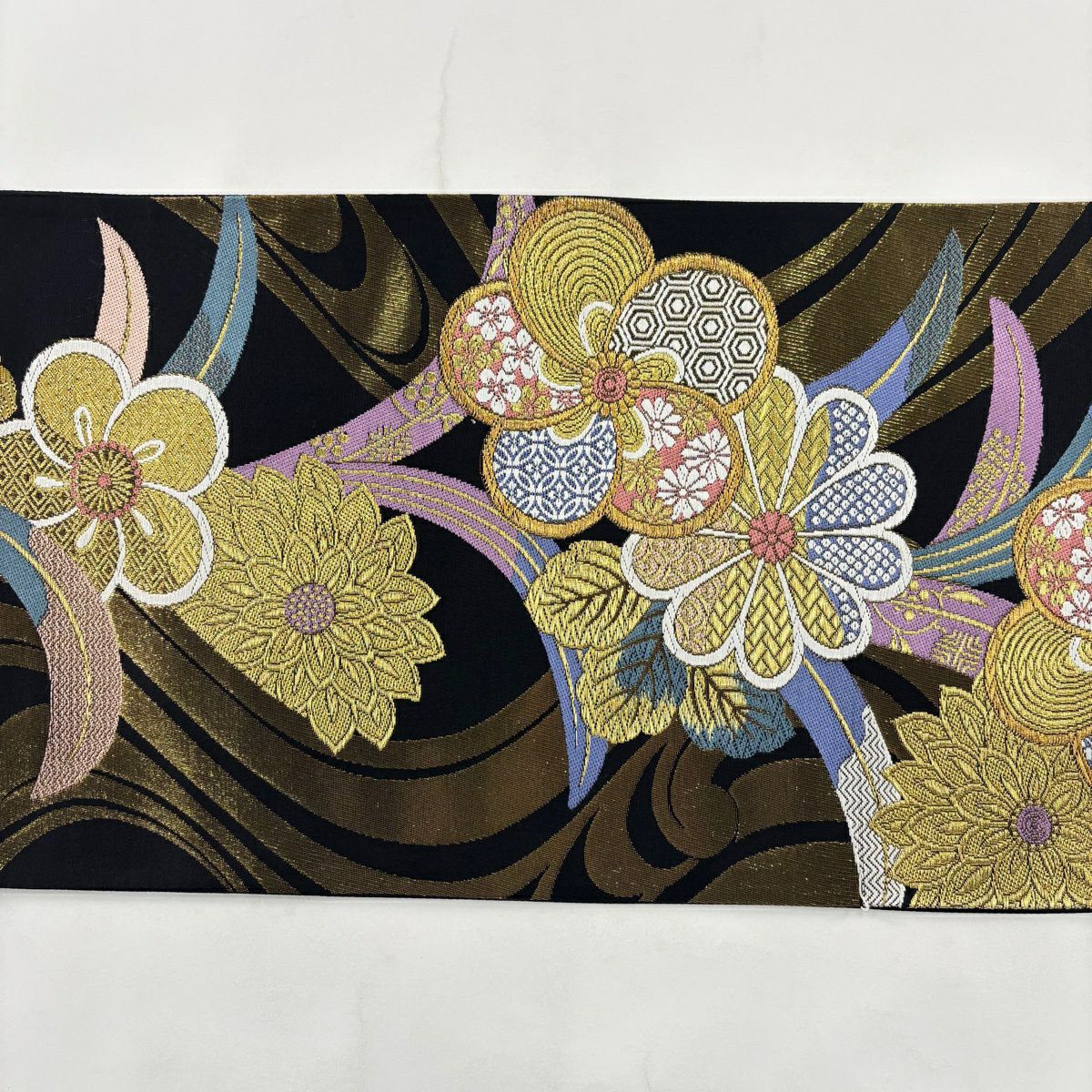 【美品】 袋帶 秀品級 梅花 菊花 唐織 金金箔 黑 六通 純蠶絲