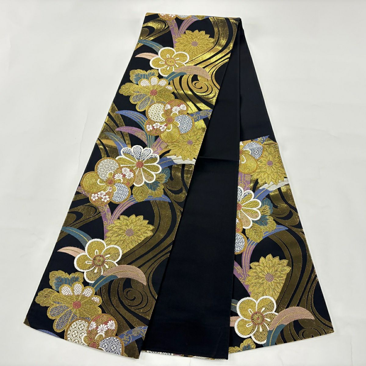 【美品】 袋帶 秀品級 梅花 菊花 唐織 金金箔 黑 六通 純蠶絲