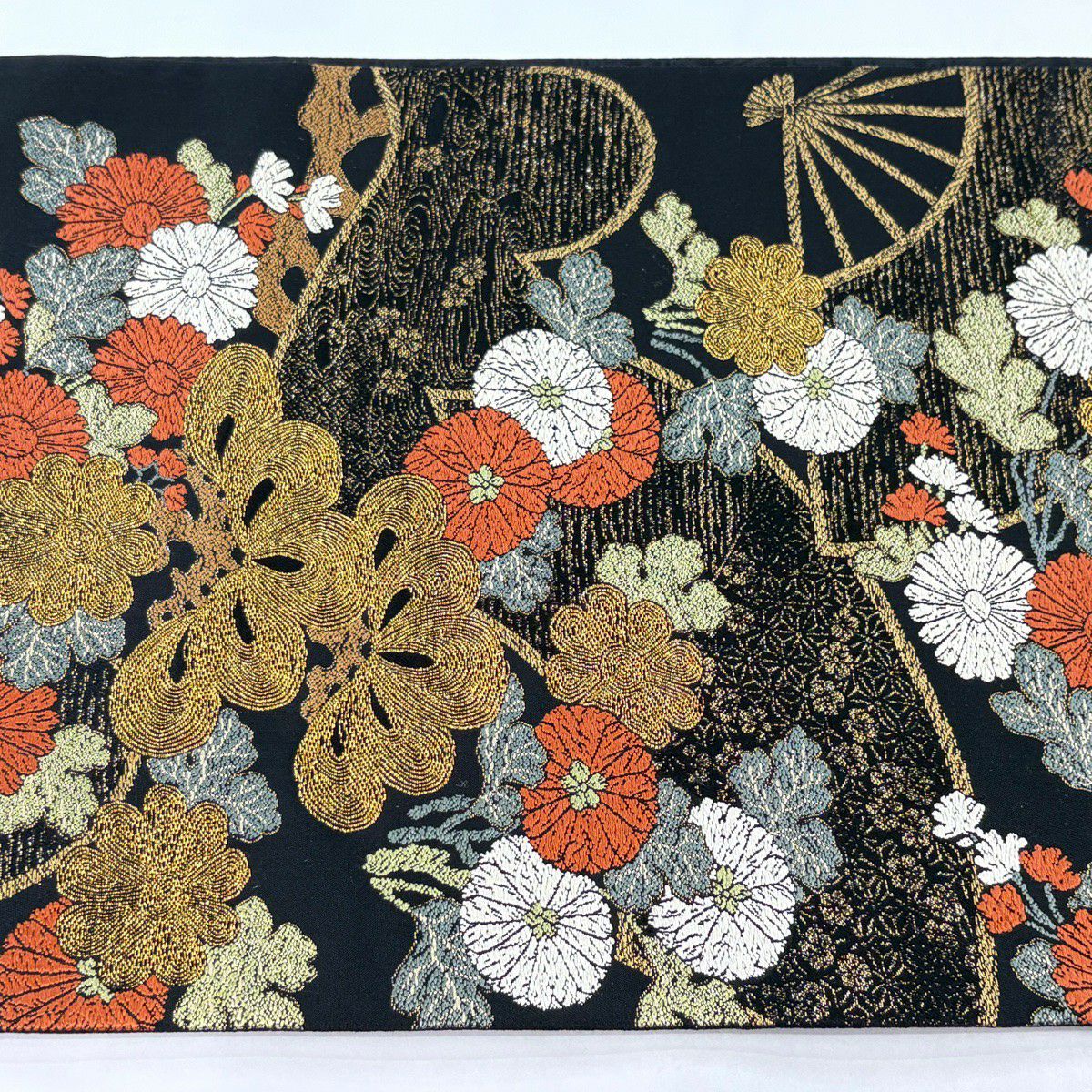 【美品】 袋帶 秀品級 菊花 松樹 金絲 金金箔 黑 六通 純蠶絲