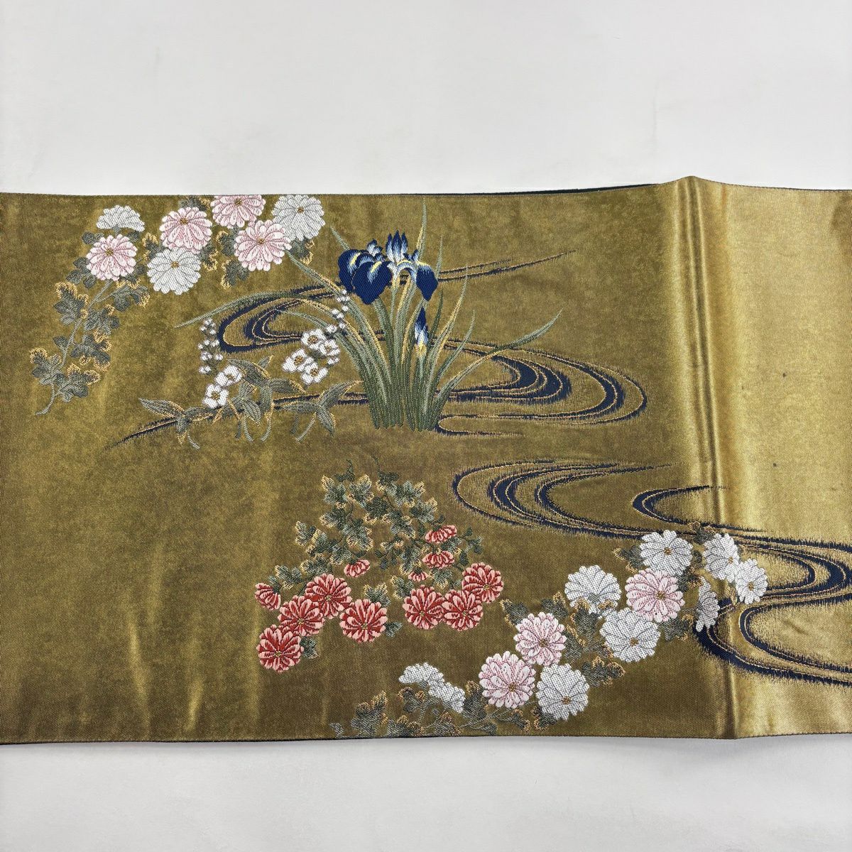 【美品】 袋帶 秀品級 草木染監修 三代目太田藤三郎 菖蒲 菊花 金金箔 金絲 金茶 大鼓圖案 純蠶絲
