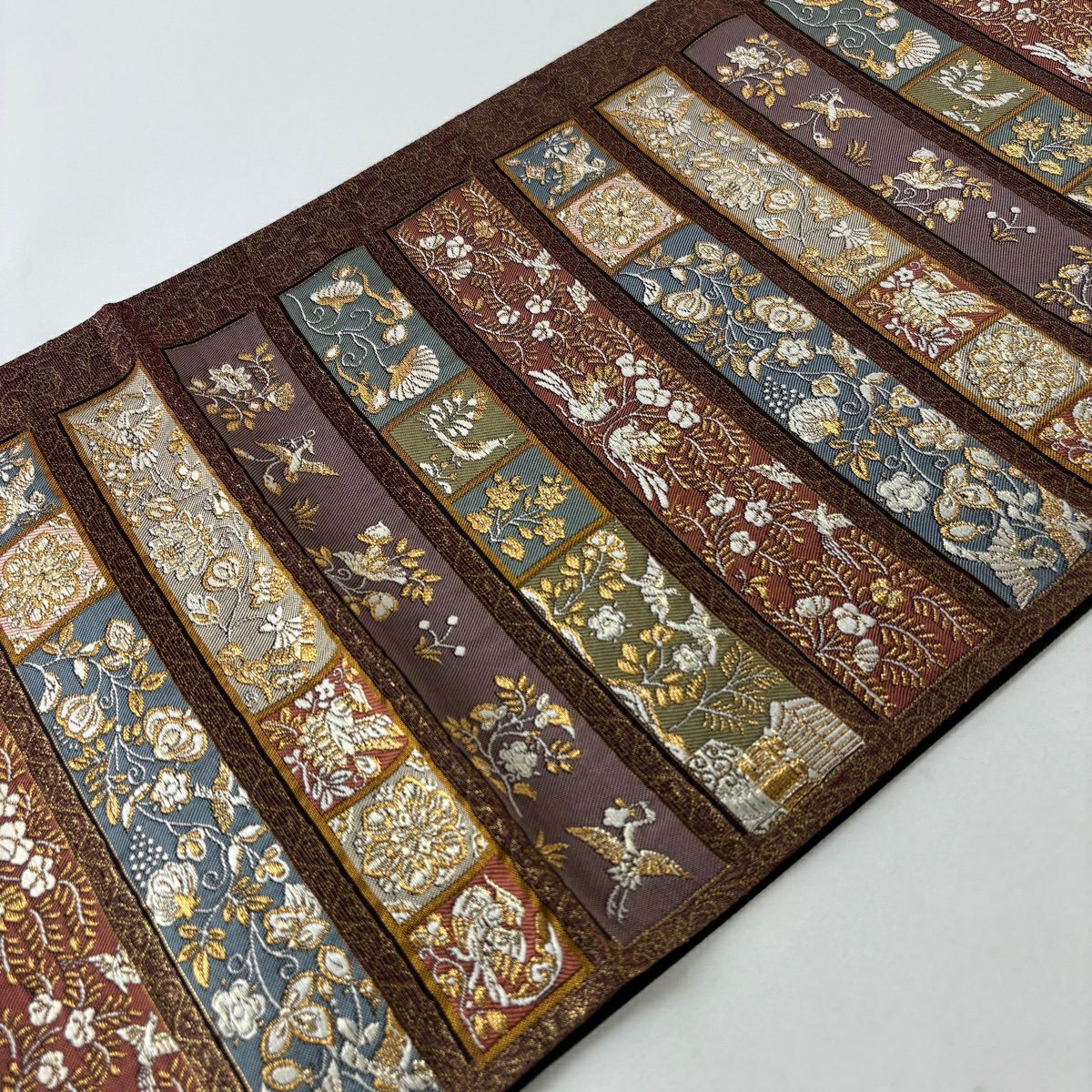 【美品】 袋帶 秀品級 花鳥 唐草紋 金絲 金金箔 茶紫 六通 純蠶絲
