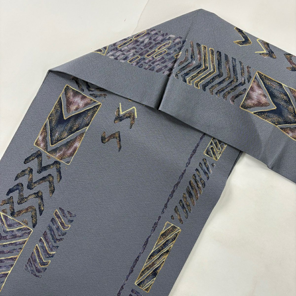 【美品】 名古屋帶 秀品級 幾何圖案 金彩裝飾 青灰色 純蠶絲