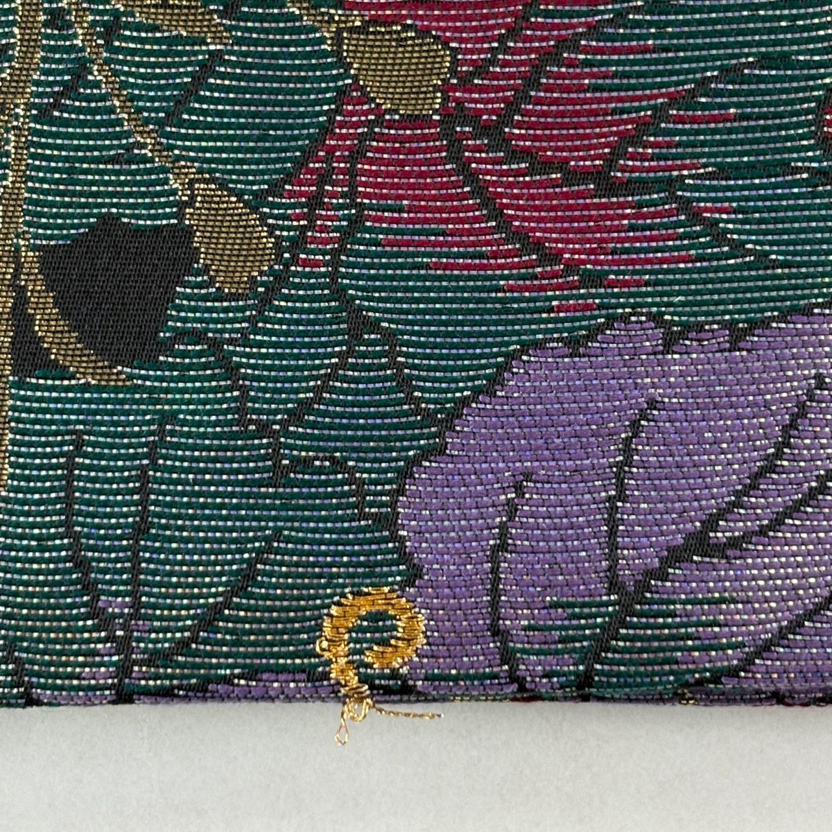 【美品】 袋帶 秀品級 草花紋紋 蝶 金銀彩 金金箔 黑 六通 純蠶絲