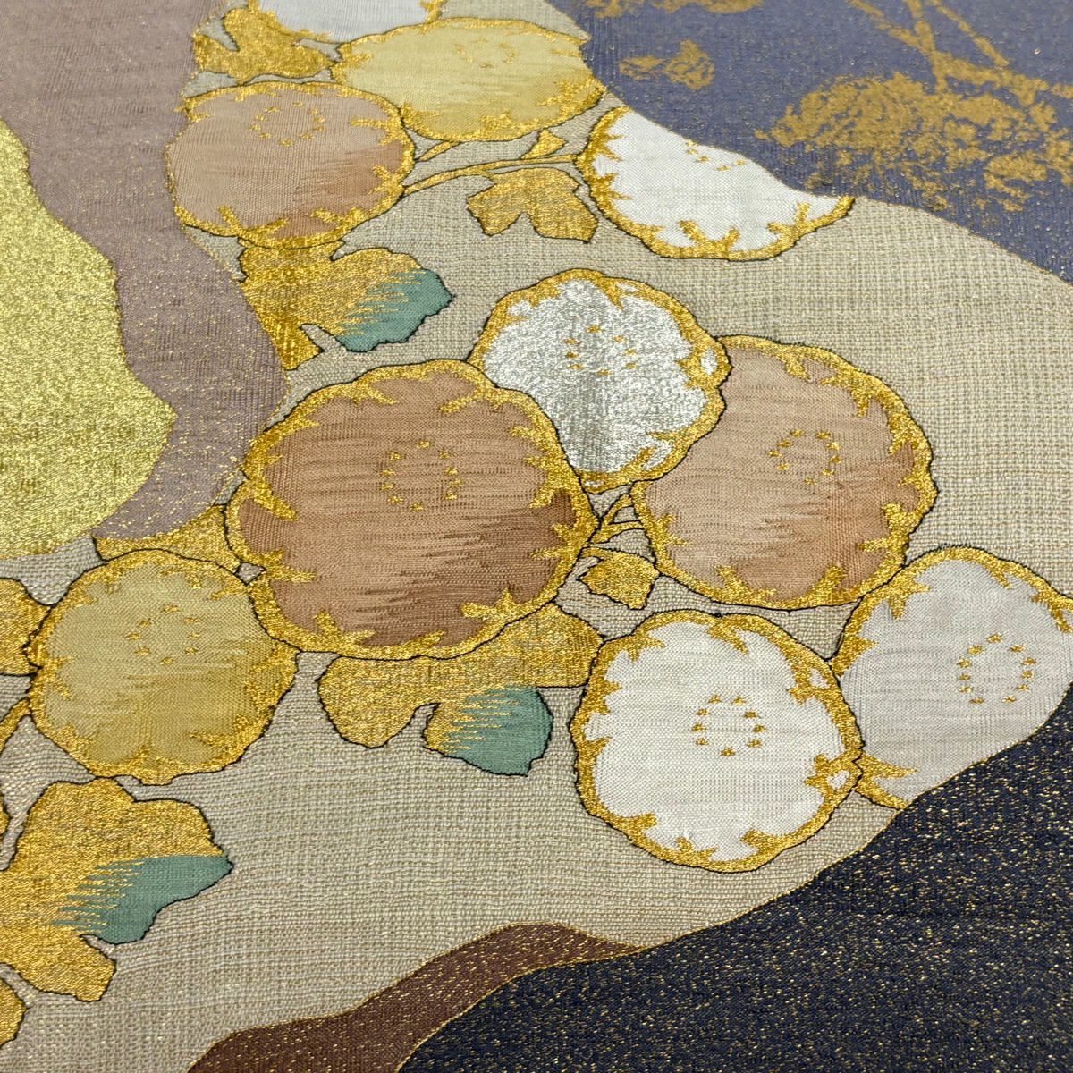 【美品】 袋帶 秀品級 萬壽菊花 蔦 金銀線 金金箔 灰紫 お太鼓圖案 純蠶絲