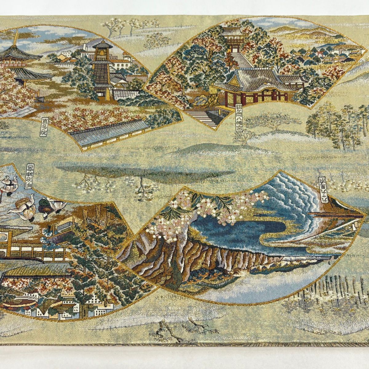 【美品】 袋帶 秀品級 故鄉的詩 扇子面 關東紀行 金絲 金金箔 金色 大鼓圖案 純蠶絲