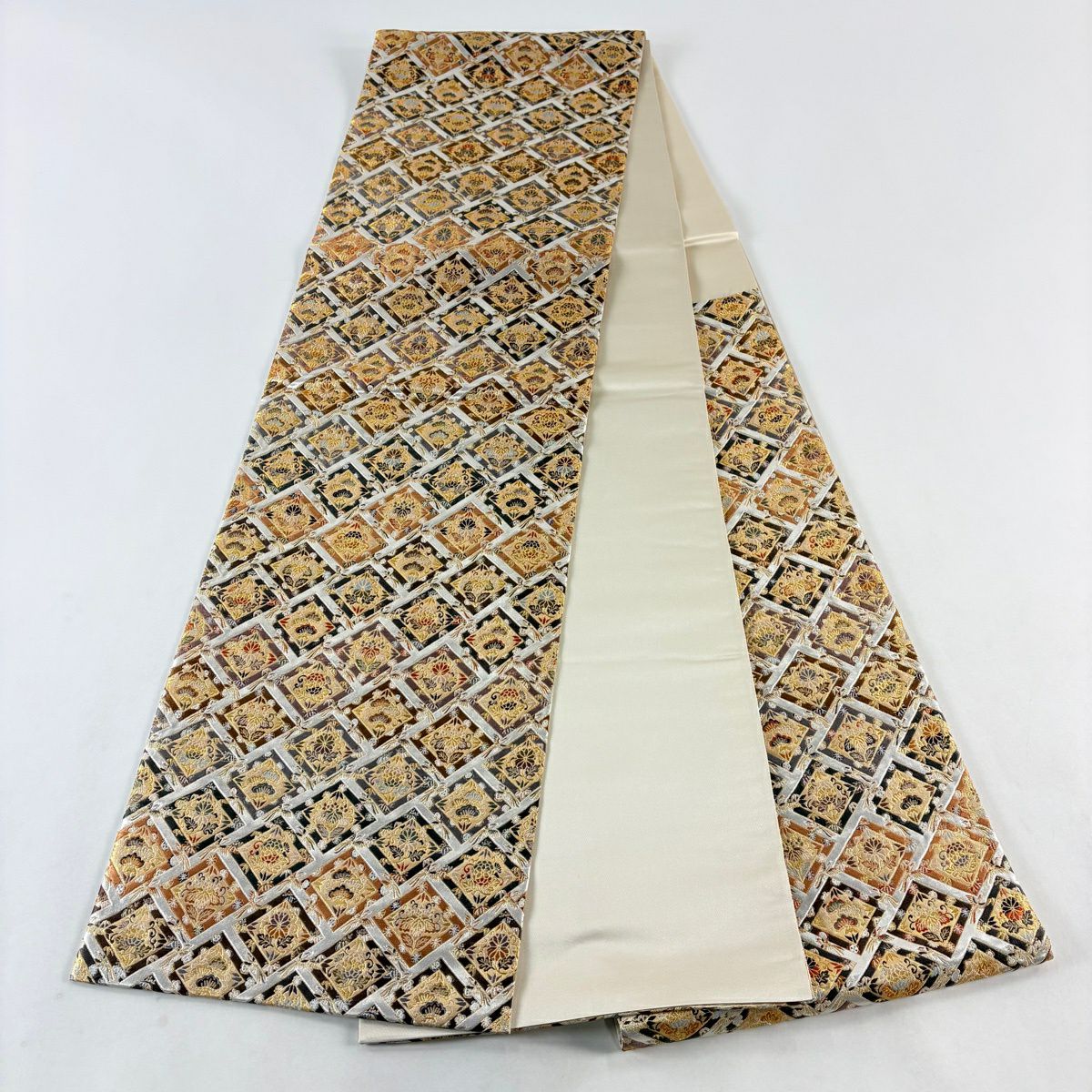 【美品】 袋帶 逸品級 祥園 落款 花鳥 菱 刺繡 金糸 銀 六通 純蠶絲
