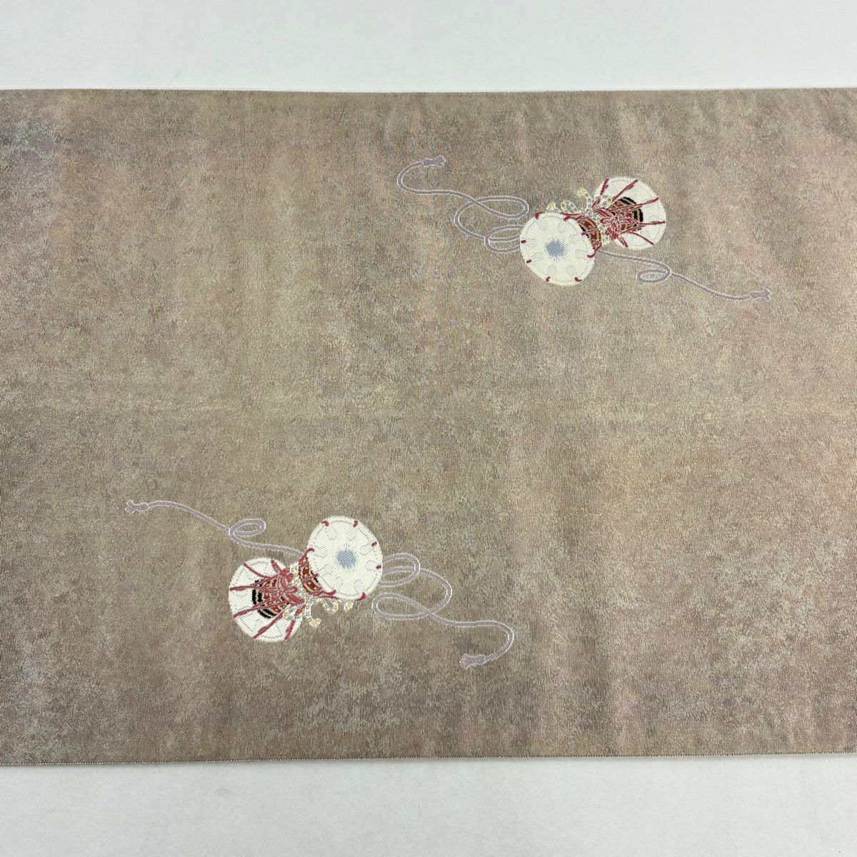 【美品】 袋帶 逸品級 由水十久監修 落款あり 人物 金金箔 灰櫻 お太鼓柄 純蠶絲